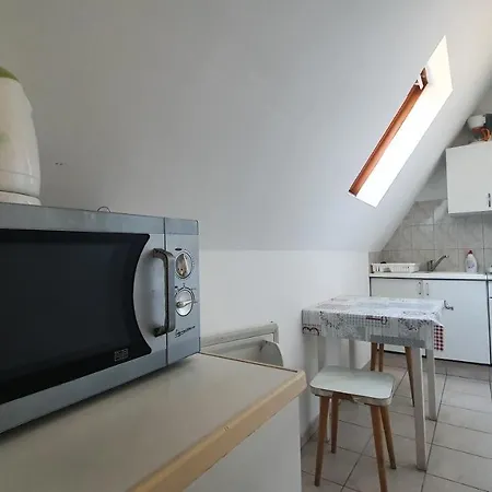 Zita Ueduelohaz Apartment Balatonboglár