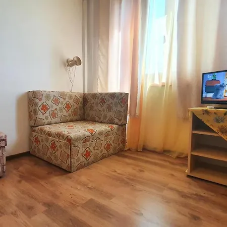 Zita Ueduelohaz * Balatonboglár