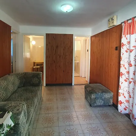 Zita Ueduelohaz Apartment