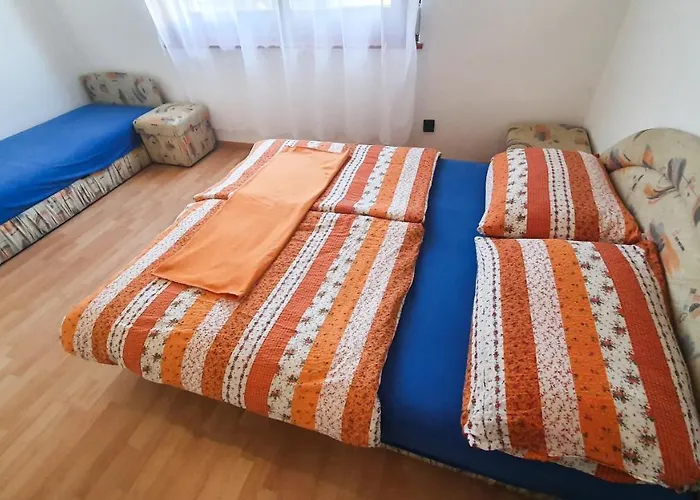 Zita Ueduelohaz Apartment
