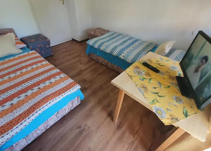 Apartment Zita Ueduelohaz *