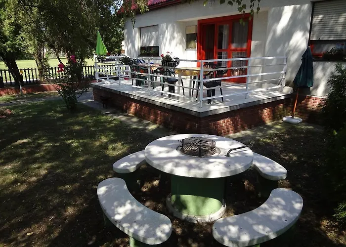 Zita Ueduelohaz Apartament *